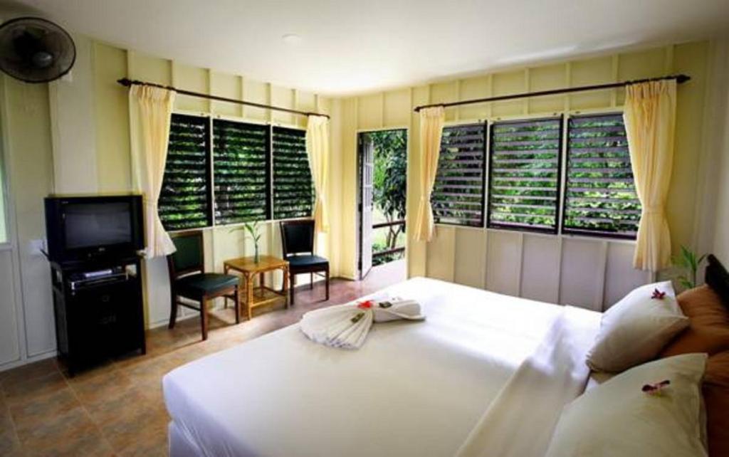 Banraya Resort And Spa Ко Рача Яй Номер фото